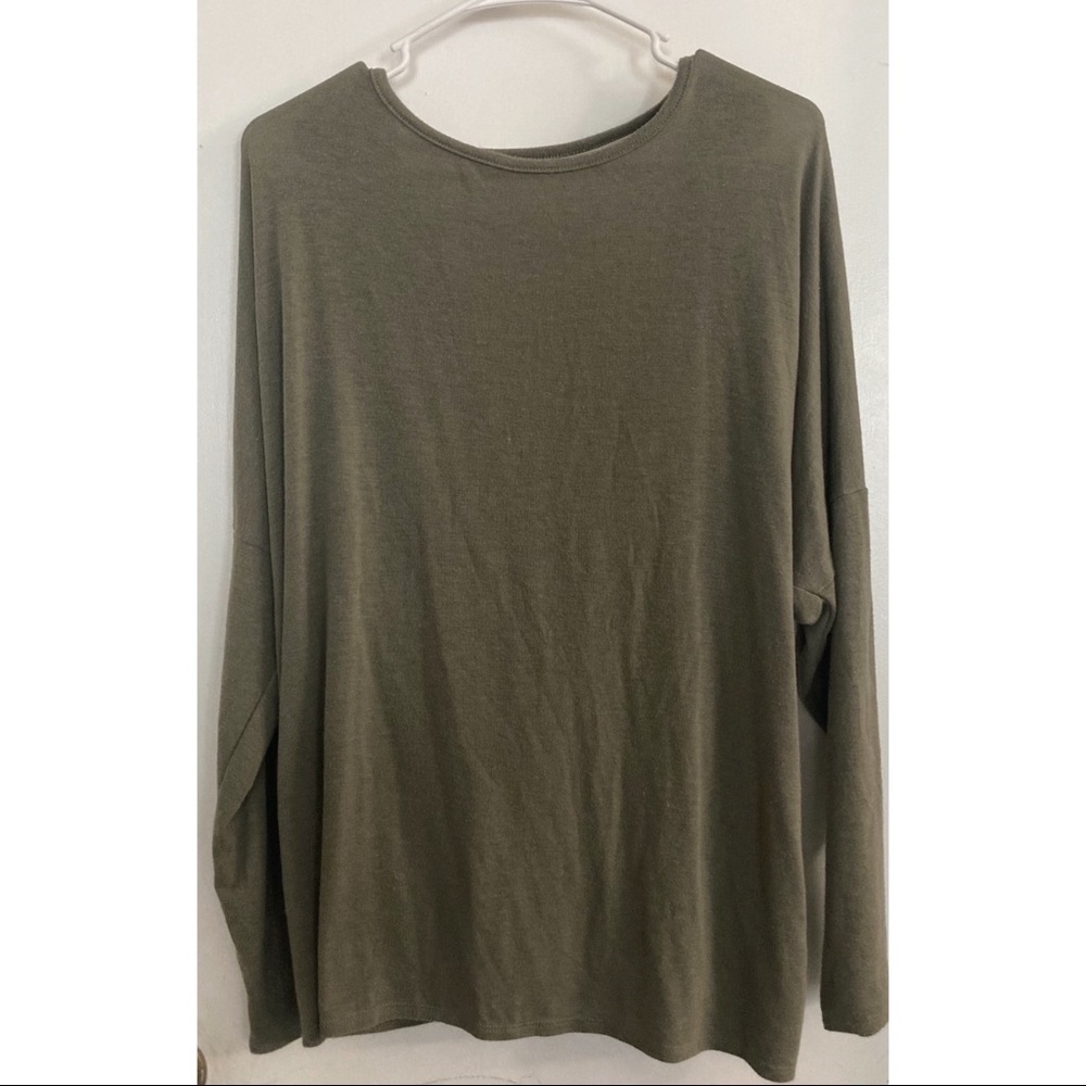 Adora Open-back Long Sleeve Top